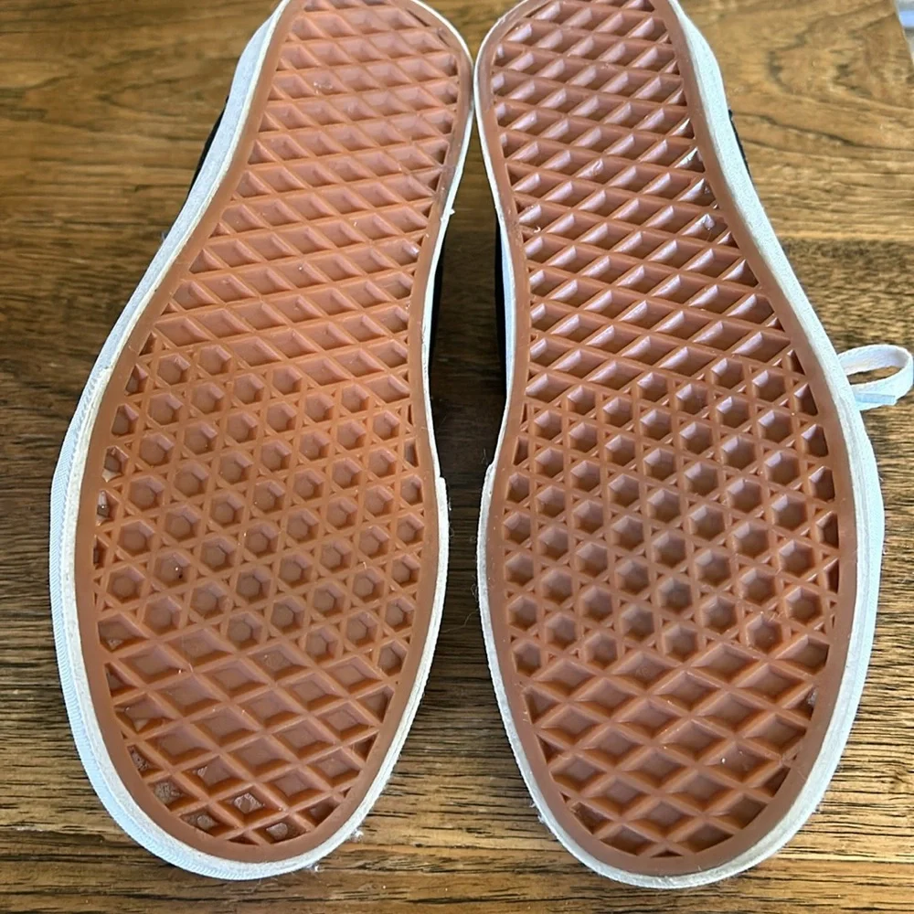 Vans Unisex Tennis Shoes - Picture 4 of 6